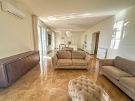 Visualizza le foto dell'immobile Visualizza le foto dell'immobile