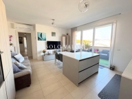 Visualizza le foto dell'immobile