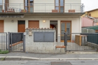 Visualizza le foto dell'immobile