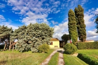 Visualizza le foto dell'immobile