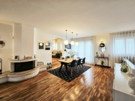 Visualizza le foto dell'immobile