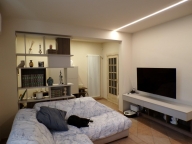 Visualizza le foto dell'immobile