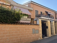 Visualizza le foto dell'immobile