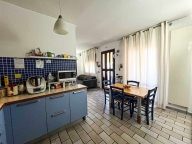 Visualizza le foto dell'immobile