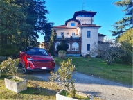 Visualizza le foto dell'immobile