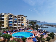 Visualizza le foto dell'immobile