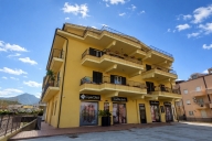 Visualizza le foto dell'immobile