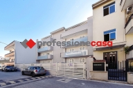 Visualizza le foto dell'immobile Visualizza le foto dell'immobile