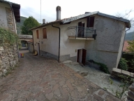 Visualizza le foto dell'immobile