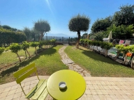 Visualizza le foto dell'immobile
