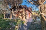 Visualizza le foto dell'immobile