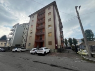 Visualizza le foto dell'immobile