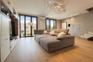 Visualizza le foto dell'immobile