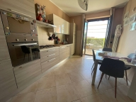 Visualizza le foto dell'immobile Visualizza le foto dell'immobile