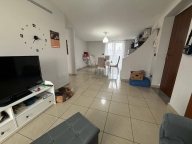 Visualizza le foto dell'immobile Visualizza le foto dell'immobile