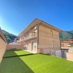 Visualizza le foto dell'immobile