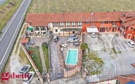 Visualizza le foto dell'immobile