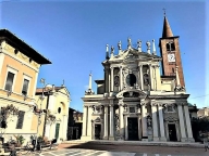 Visualizza le foto dell'immobile