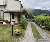 Visualizza le foto dell'immobile