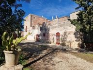 Visualizza le foto dell'immobile