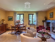 Visualizza le foto dell'immobile Visualizza le foto dell'immobile