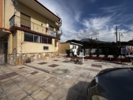 Visualizza le foto dell'immobile Visualizza le foto dell'immobile