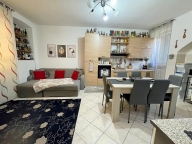 Visualizza le foto dell'immobile Visualizza le foto dell'immobile