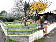 Visualizza le foto dell'immobile