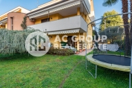 Visualizza le foto dell'immobile