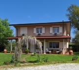 Visualizza le foto dell'immobile