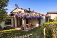 Visualizza le foto dell'immobile