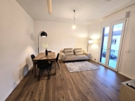 Visualizza le foto dell'immobile