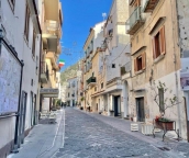 Visualizza le foto dell'immobile Visualizza le foto dell'immobile