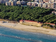 Visualizza le foto dell'immobile