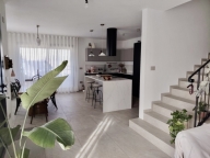 Visualizza le foto dell'immobile