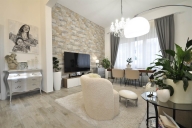 Visualizza le foto dell'immobile