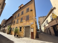 Visualizza le foto dell'immobile