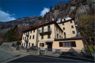 Visualizza le foto dell'immobile