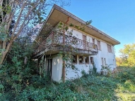 Visualizza le foto dell'immobile