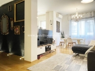 Visualizza le foto dell'immobile