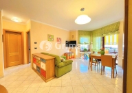 Visualizza le foto dell'immobile Visualizza le foto dell'immobile