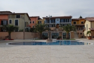 Visualizza le foto dell'immobile