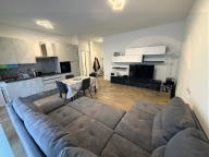 Vai alla scheda immobile Vai alla scheda immobile