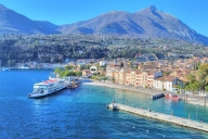 Visualizza le foto dell'immobile