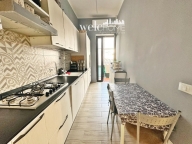 Visualizza le foto dell'immobile