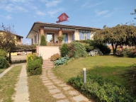 Visualizza le foto dell'immobile