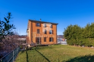 Visualizza le foto dell'immobile