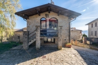 Visualizza le foto dell'immobile