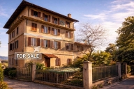 Visualizza le foto dell'immobile