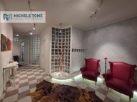 Visualizza le foto dell'immobile